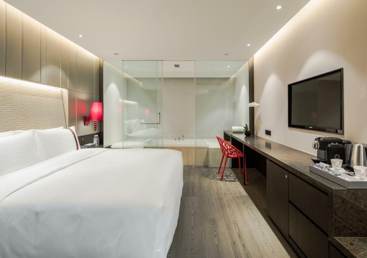 Supreme Room,932610640:JPEG